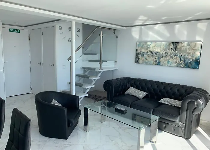 Skol 927a - Beachfront Luxury Penthouse Appartamento *